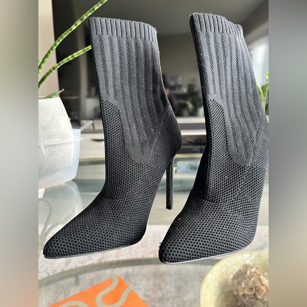 Steve Madden Black Textured Heeled Boots